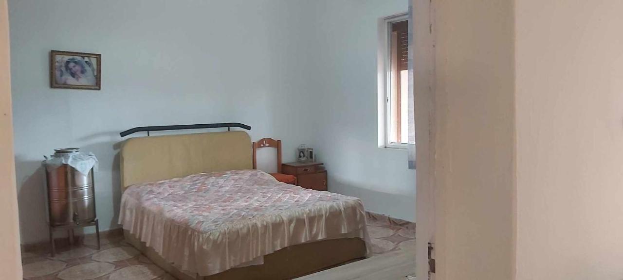 Guest House Aferdita Beqiri Berat Bagian luar foto